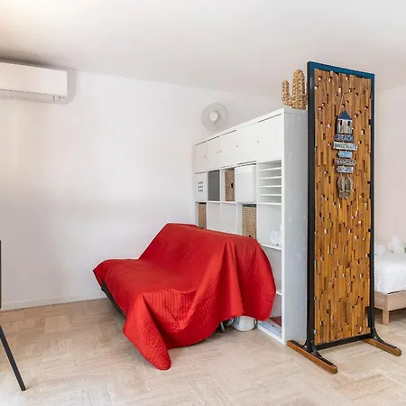 Climatise Au Calme Proche Et Palais Des Festivals Apartamento *